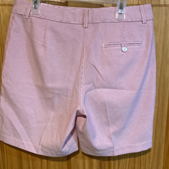 Lady Hagen golf shorts, size 4. - Picture 2 of 4